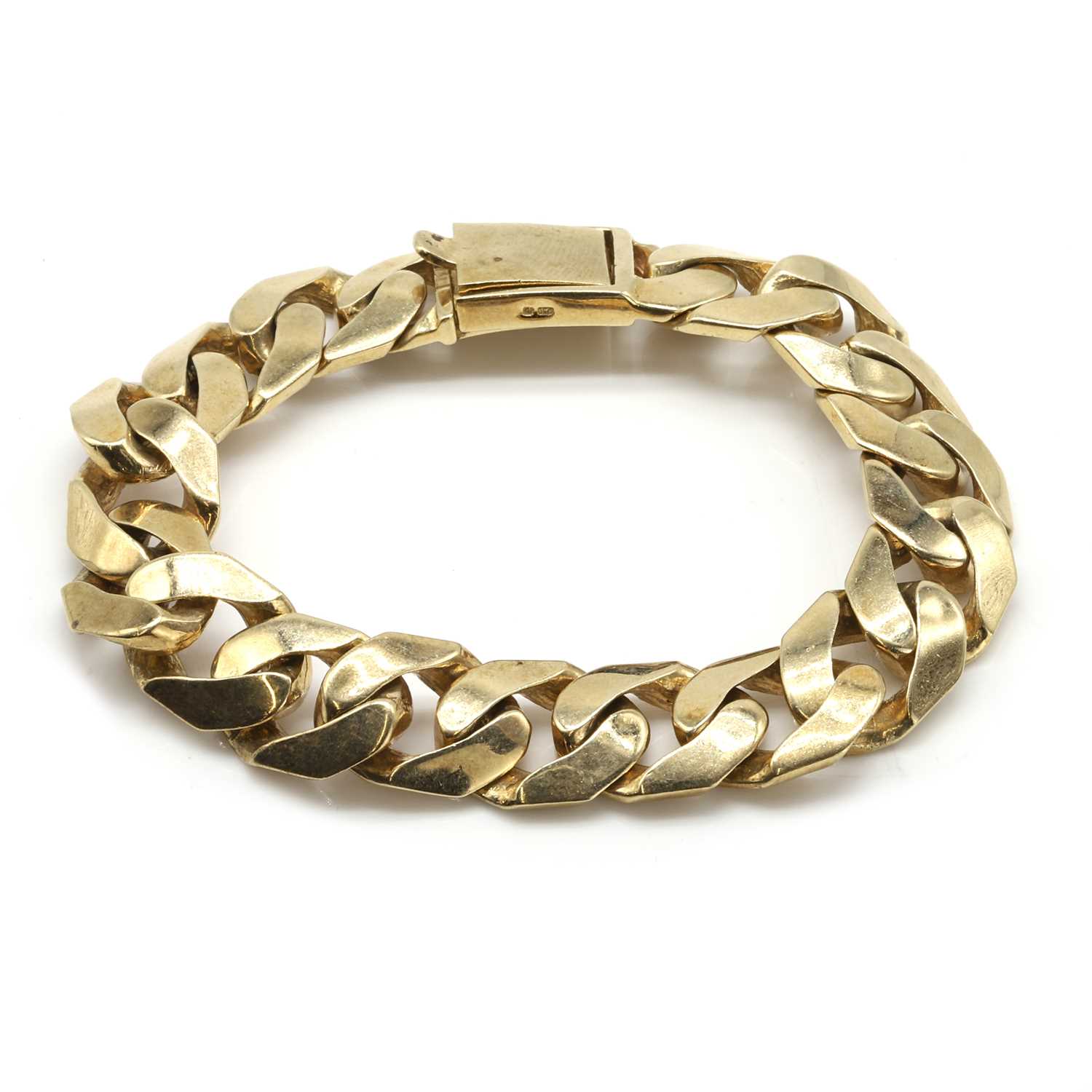 Lot 498 - A 9ct gold curb link bracelet