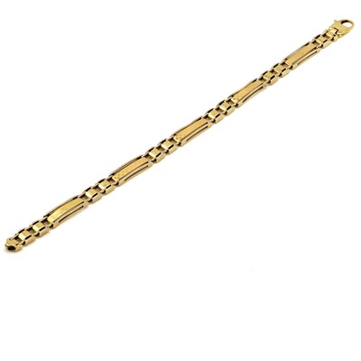 Lot 175 - An Italian gold bracelet