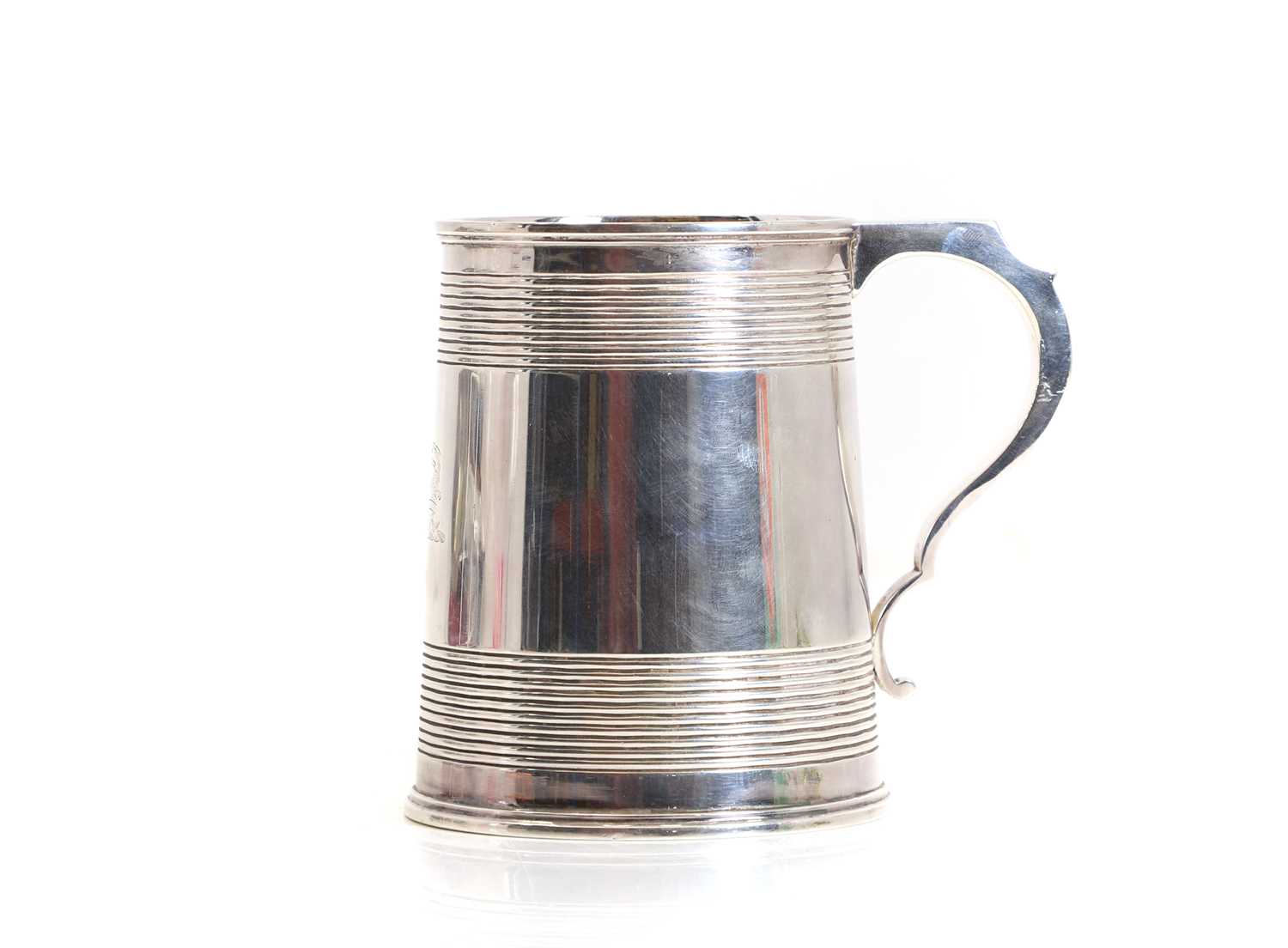 Lot 46 - A silver tankard