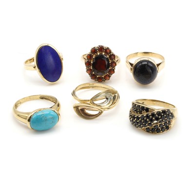 Lot 379 - A group of gold rings