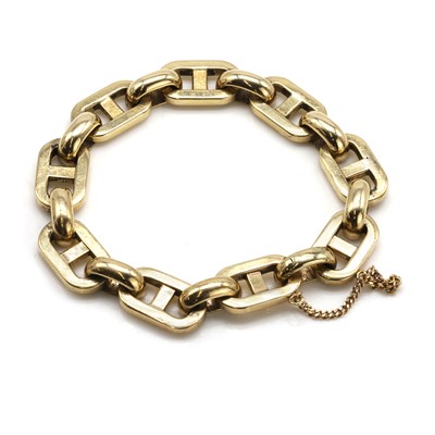 Lot 216 - A 9ct gold anchor link bracelet