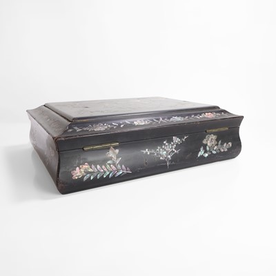 Lot 23 - An unusual Masonic box