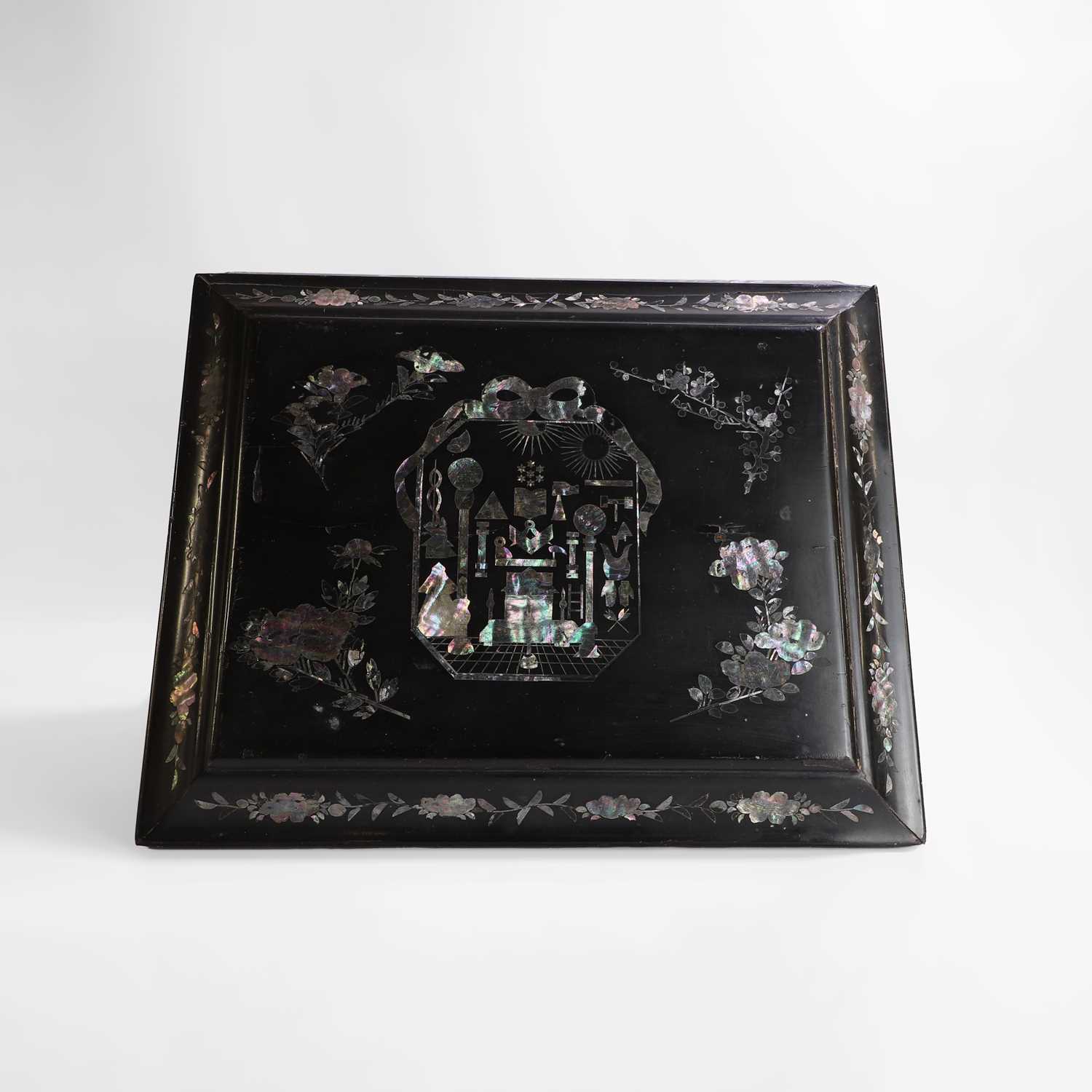 Lot 23 - An unusual Masonic box