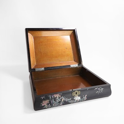 Lot 23 - An unusual Masonic box