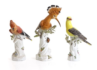 Lot 158 - Three porcelain birds by Meissen