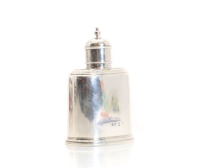 Lot 8 - A George II silver tea caddy