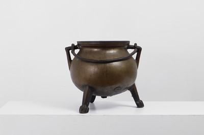 Lot 526 - A leaded bronze cauldron