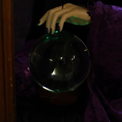 Lot 78 - A 'Miss Phoebe sees beyond the veil' fortune-teller machine