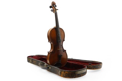 Lot 332 - A late 19th century violin