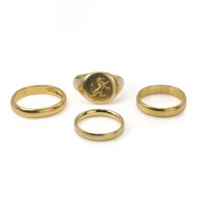 Lot 362 - A group of four gold rings