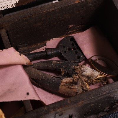 Lot 48 - An antique box of oddities