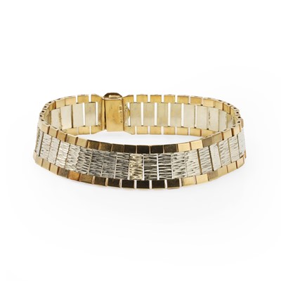 Lot 217 - A 9ct two tone gold strap bracelet