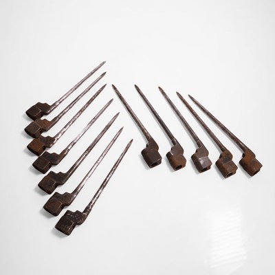 Lot 248 - A collection of twelve British No. 4 Mk II bayonets