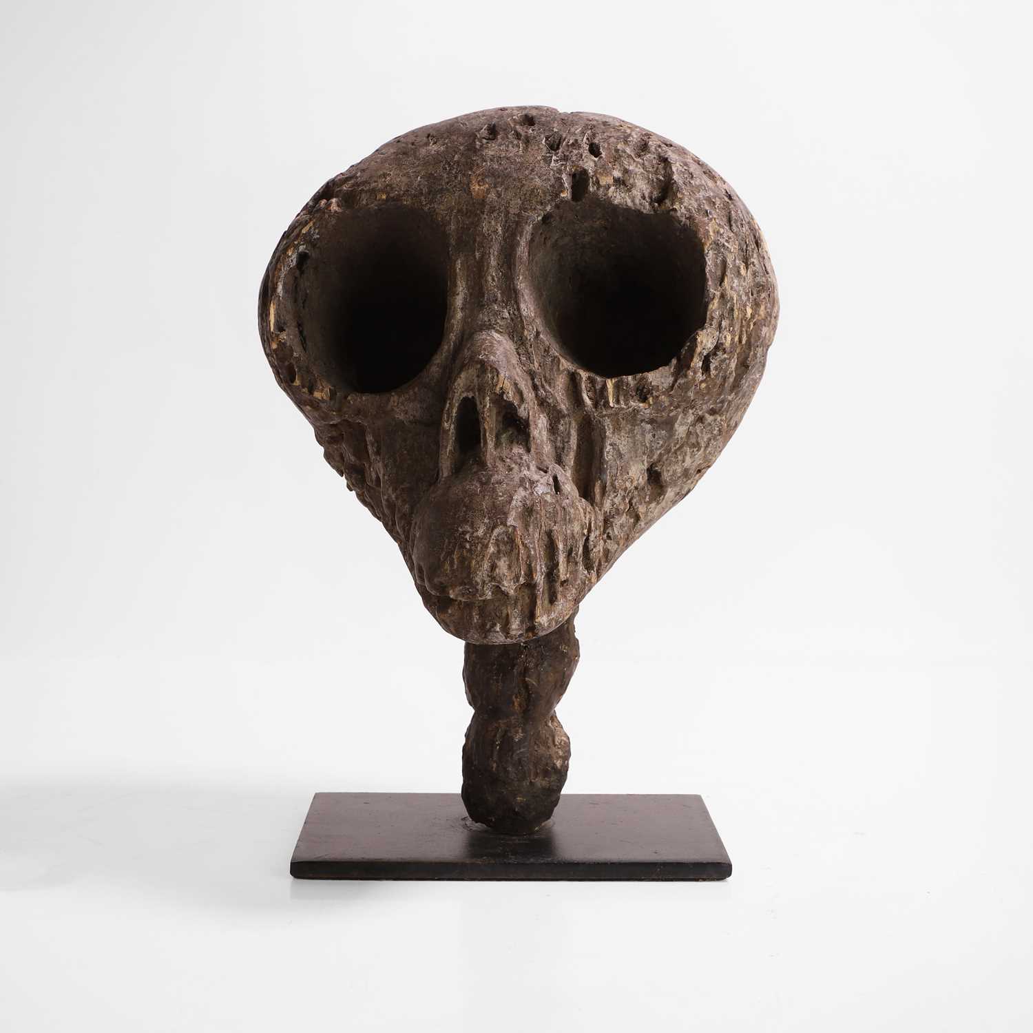 Lot 18 - A voodoo (voudon) carved wood altarpiece