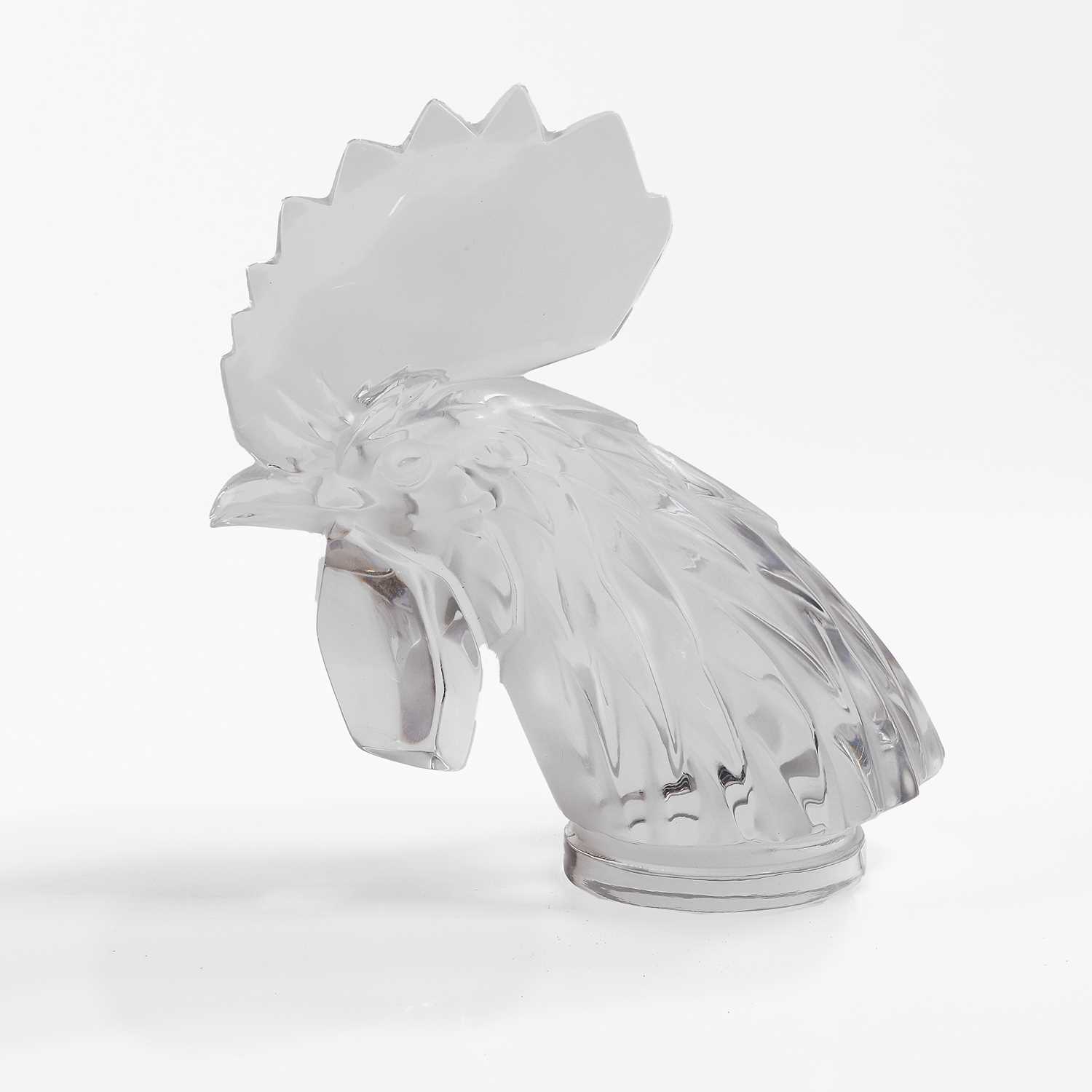 Lot 106 - A Lalique 'Tête de Coq' glass car mascot