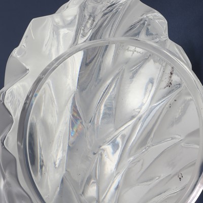 Lot 106 - A Lalique 'Tête de Coq' glass car mascot