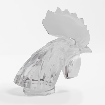 Lot 106 - A Lalique 'Tête de Coq' glass car mascot