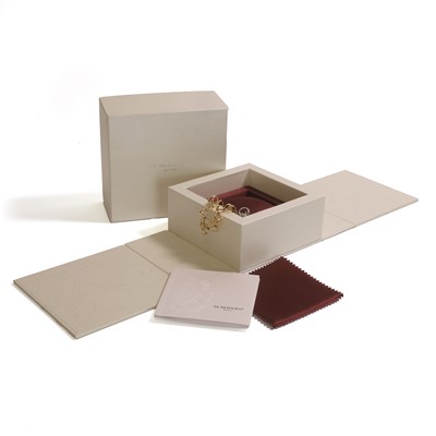 Lot 73 - An 18ct gold diamond set Triadra bracelet, by Di Modolo