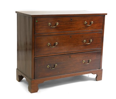 Lot 391 - A George III mahogany chest of drawers