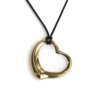 Lot 177 - An 18ct gold open heart pendant, by Elsa Peretti for Tiffany & Co.