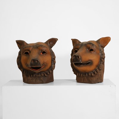 Lot 75 - A pair of papier mâché bear heads