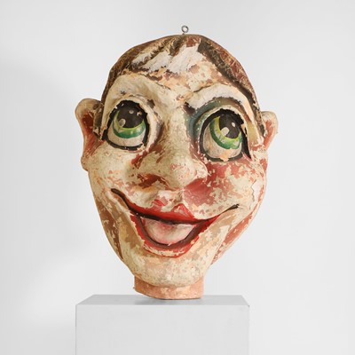 Lot 73 - A large carnival papier mâché head