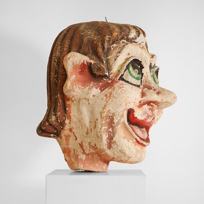 Lot 73 - A large carnival papier mâché head