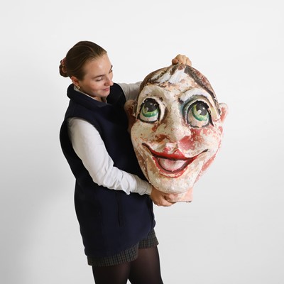 Lot 73 - A large carnival papier mâché head
