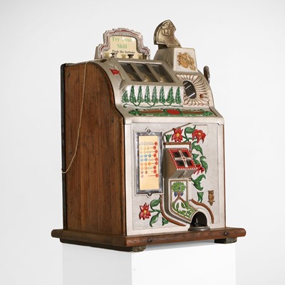Lot 71 - A Mills Novelty Company jackpot 'Poinsettia' one-armed bandit