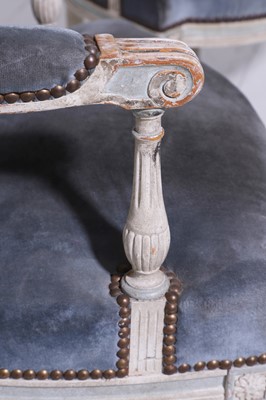 Lot 555 - A pair of Louis XVI-style painted wooden fauteuils
