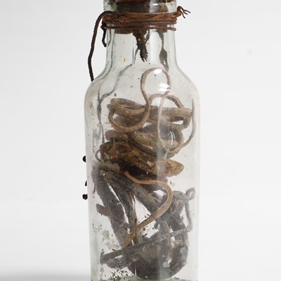 Lot 10 - A witch's bottle