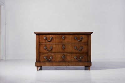 Lot 341 - A Louis XVI walnut commode