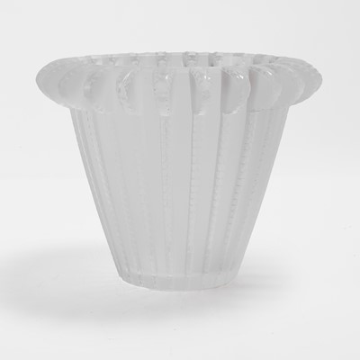 Lot 111 - A Lalique 'Royat' glass vase