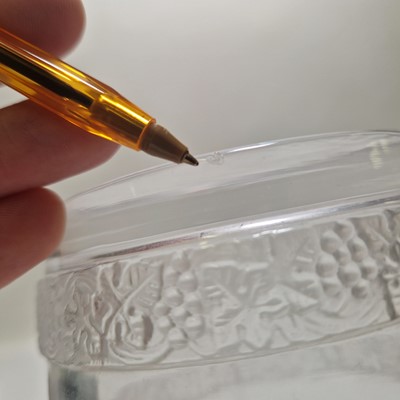Lot 119 - A pair of Lalique 'Ricquewihr' glass vases or 'Lave-raisins'