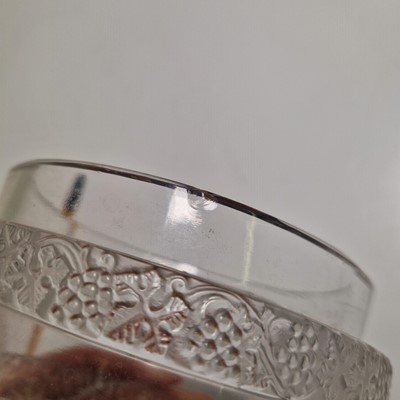 Lot 119 - A pair of Lalique 'Ricquewihr' glass vases or 'Lave-raisins'