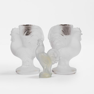 Lot 117 - A pair of Lalique glass candlesticks