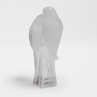 Lot 115 - A Lalique 'Parakeets' glass figure