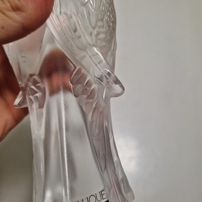 Lot 115 - A Lalique 'Parakeets' glass figure