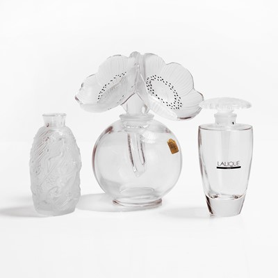 Lot 124 - A group of Lalique glass items