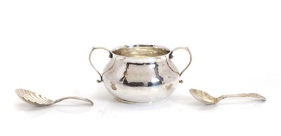 Lot 8 - A silver sugar bowl