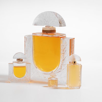 Lot 129 - A Lalique 'Chevrefeuille' glass factice scent bottle