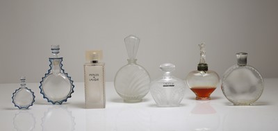 Lot 183 - A collection of glass scent bottles