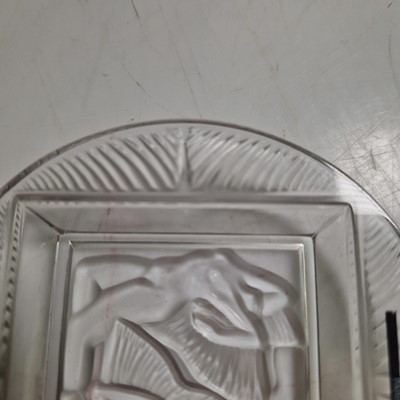 Lot 112 - A collection of Lalique glass items
