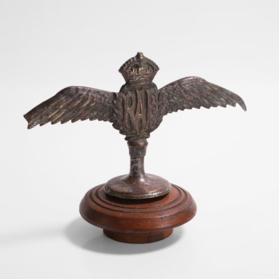 Lot 479 - A RAF pre-war car badge