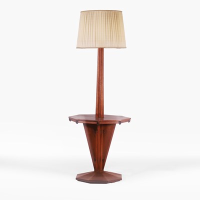 Lot 31 - Arts and Crafts