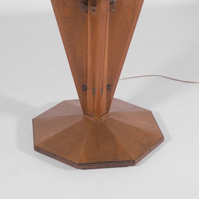 Lot 31 - Arts and Crafts