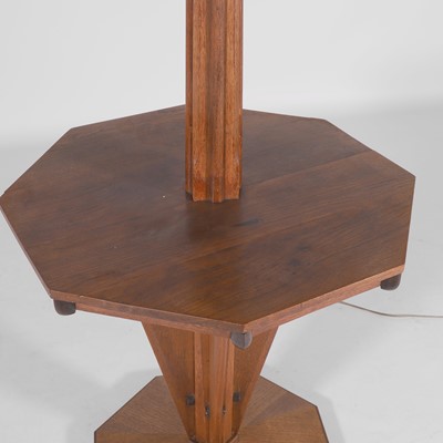 Lot 31 - Arts and Crafts