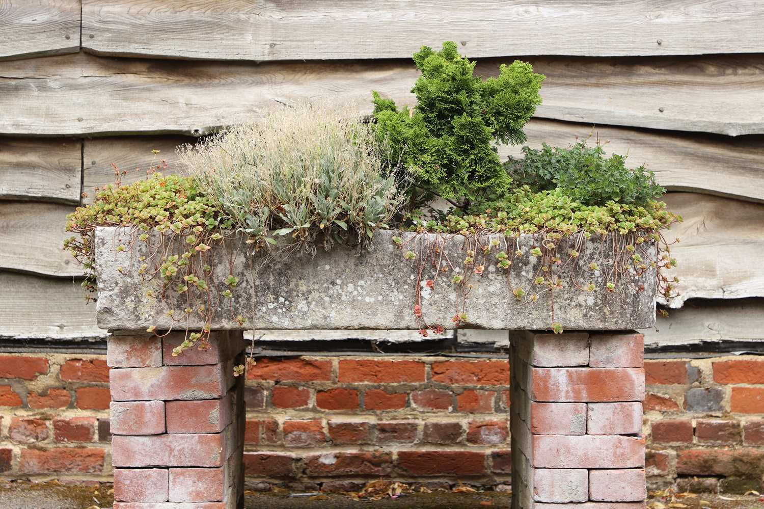 Lot 452 - A stone farmyard trough