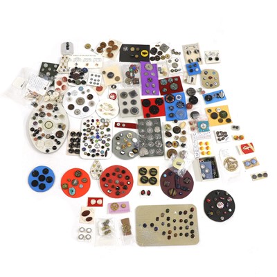 Lot 595 - A collection of agate, Blue John and jasper buttons