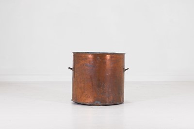 Lot 47 - A large copper bin